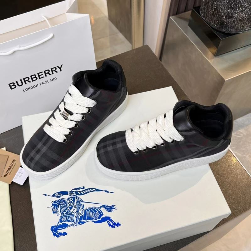 Burberry Low Shoes